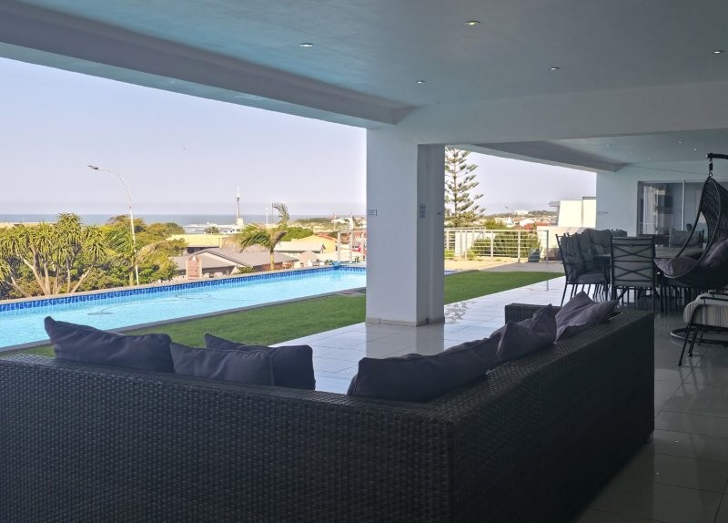 5 Bedroom Property for Sale in Jeffreys Bay Central Eastern Cape
